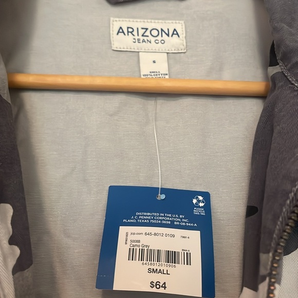 Arizona Jean Co unisex camo gray jacket. Size small. Brand new with tags - Picture 4 of 6